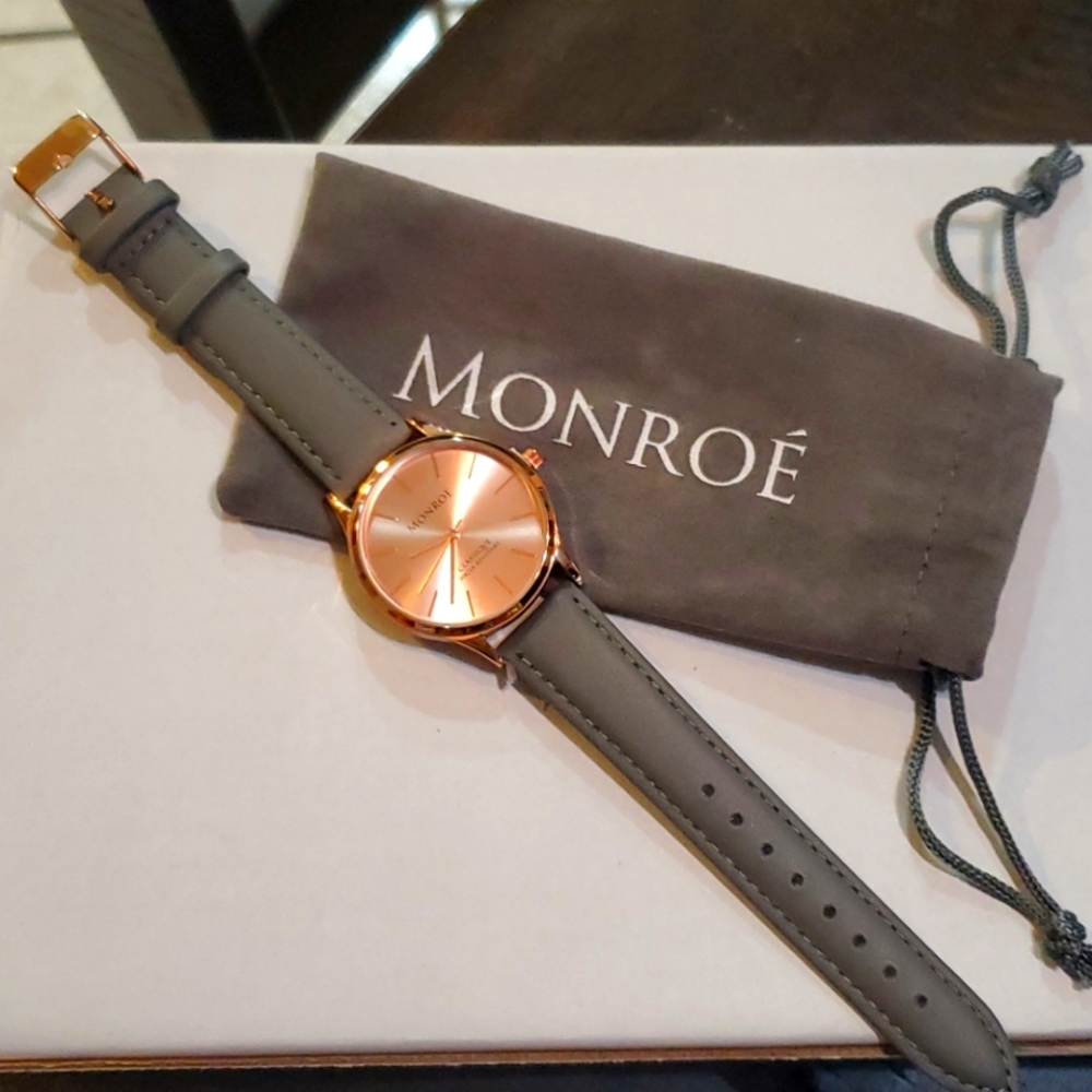 MONROE Classique Watch in Sunburst Solerose